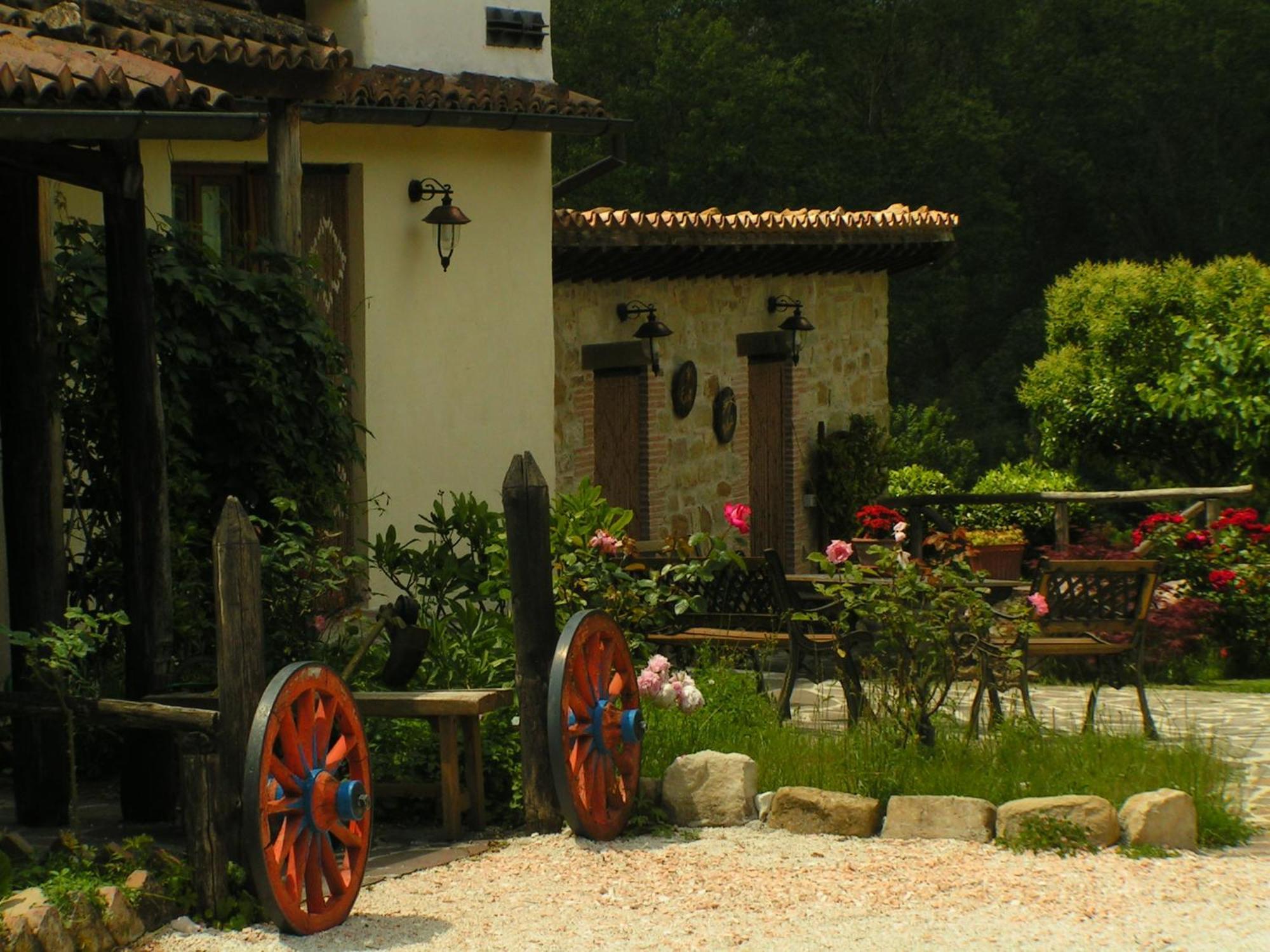 B&B Caselunghe Camerino Esterno foto